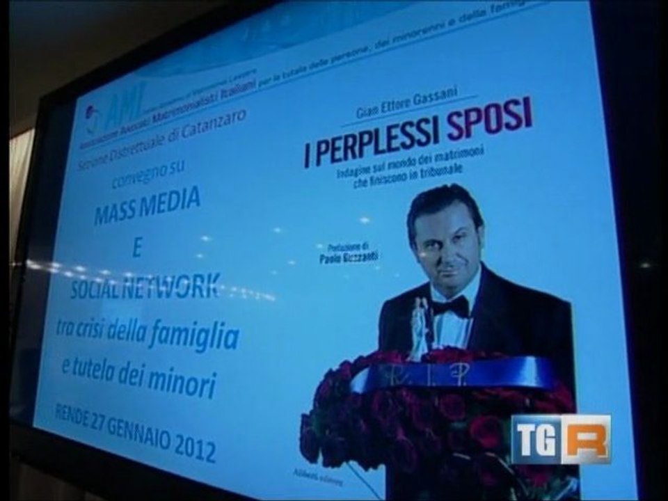 AMI AVVOCATI VIDEO: CONVEGNO"MASS MEDIA E SOCIAL NETWORK". 27 GEN 2012.RENDE (CS)