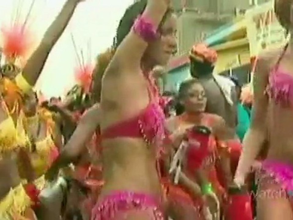 Pitbull: Biography of the Cuban-American Rapper