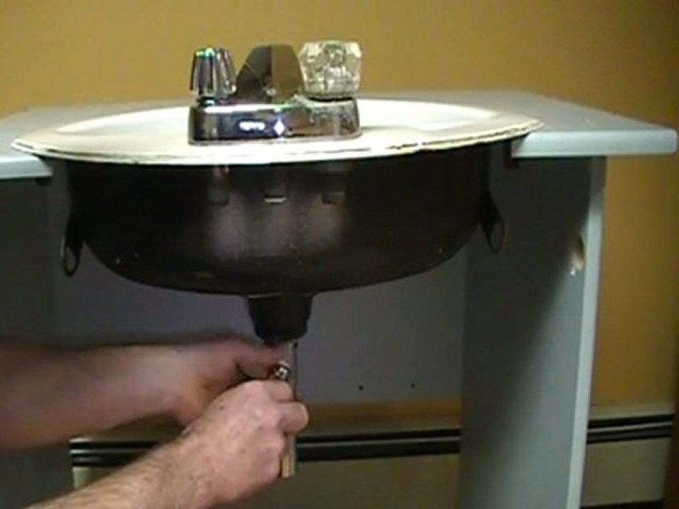 How to install a mechanical P.O.plug on basin/bathroom sink.