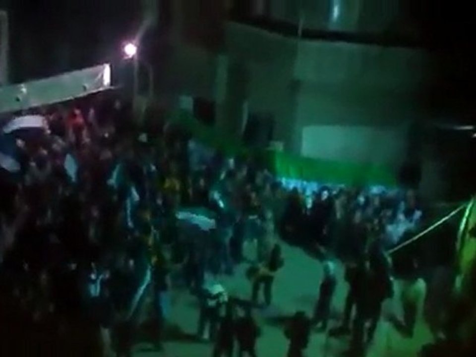 فري برس   دمشق العاصمة حي برزة الدمشقي مسائية الثوار 28 1 2012