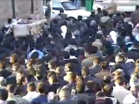 فري برس تشييع الشهيد مرسال محمد الشيوخ الحولة 28 1 2012