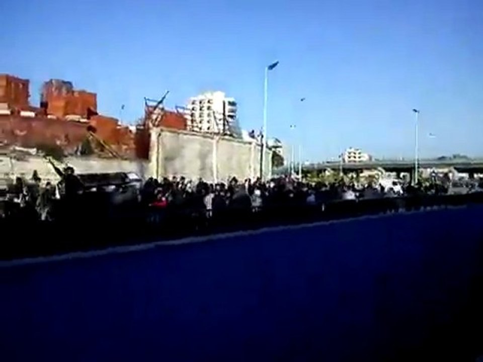 فري برس   اللاذقية هي سوريا بدها حرية 28 1 2012