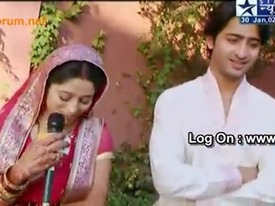 Badli Badli Si 'Navya'
