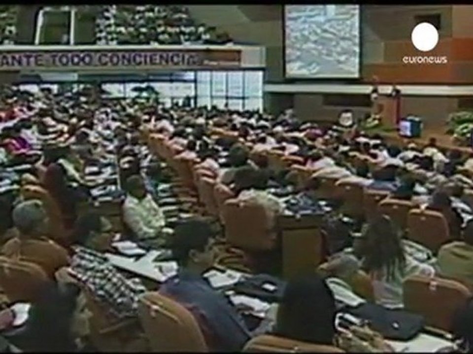 Castro rules out multi-party system in Cuba