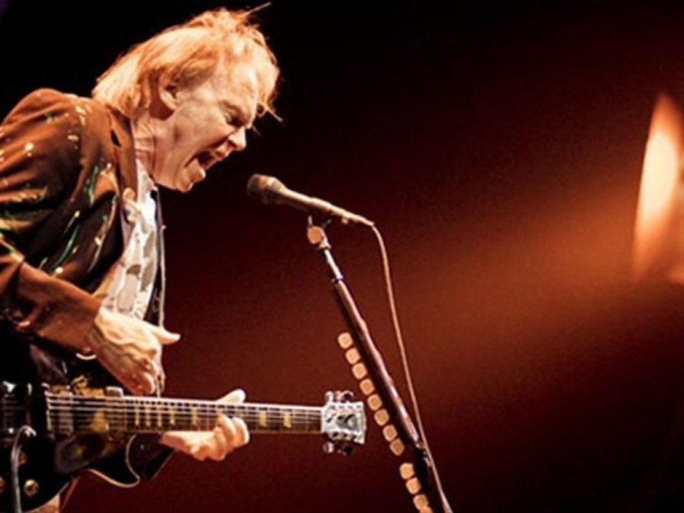 Neil Young - Crime In The City