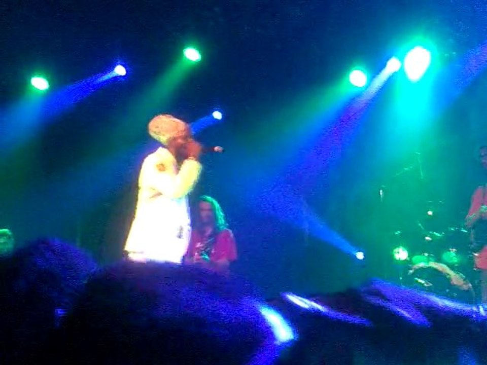 Elysée Monmartre 2011 Jah Mason - Hill vibes