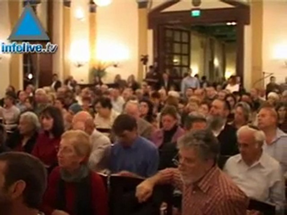 Infolive.tv Headlines - Crowds Attend Art Auction Seeking Ba
