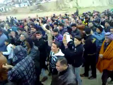 ريف حماة مظاهره احرار اللطامنه للمدن الحاصره 30 01 2012