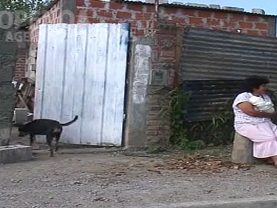 Fugado del Ragone apuñala a sus padres y hermanos