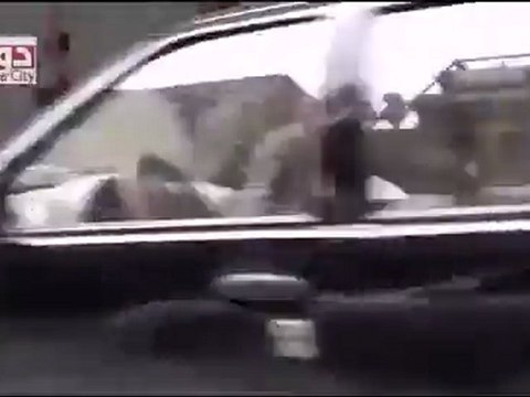 فري برس ريف دمشق دوما اضراب الكرامة يتحول الى عصيان مدني بسبب دخول الدبابات ‫29 1 2012 ج1