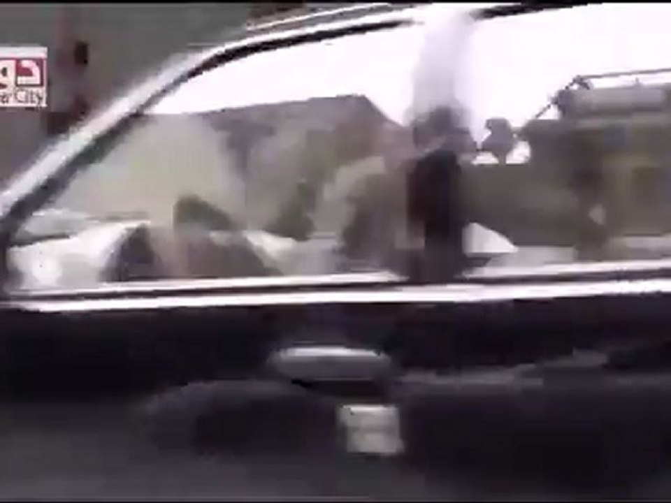 فري برس   ريف دمشق دوما اضراب الكرامة يتحول الى عصيان مدني بسبب دخول الدبابات ‫29 1 2012 ج1