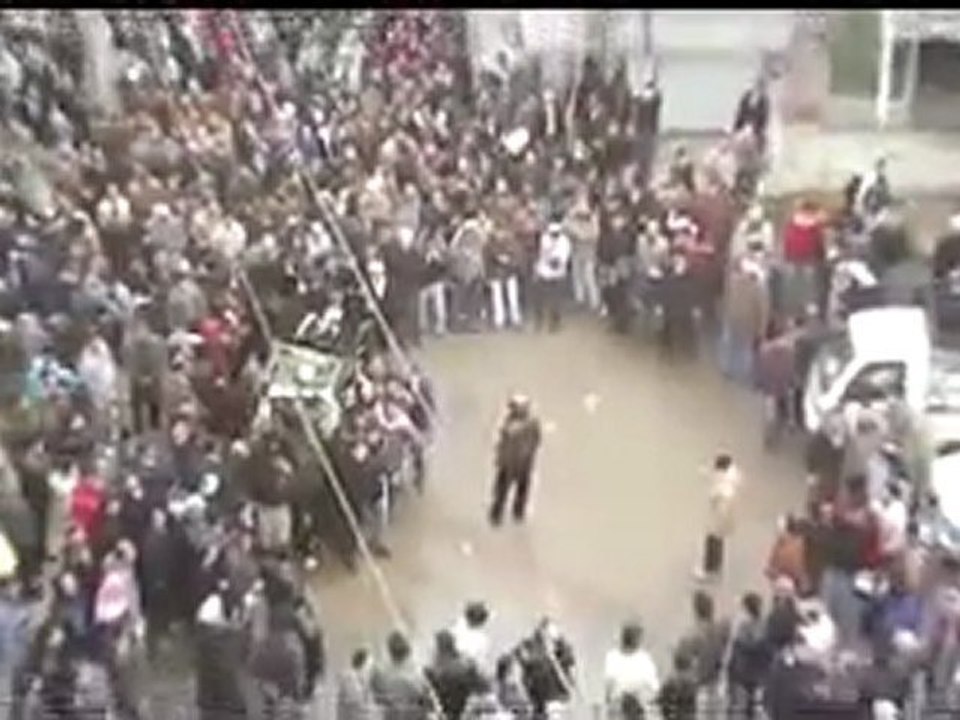 فري برس   ريف دمشق تشييع البطل مأمون الخطيب   زبداني   29 1 2012 ج1