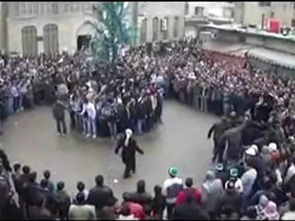 فري برس   ريف دمشق تشييع البطل مأمون الخطيب   زبداني   29 1 2012 ج2