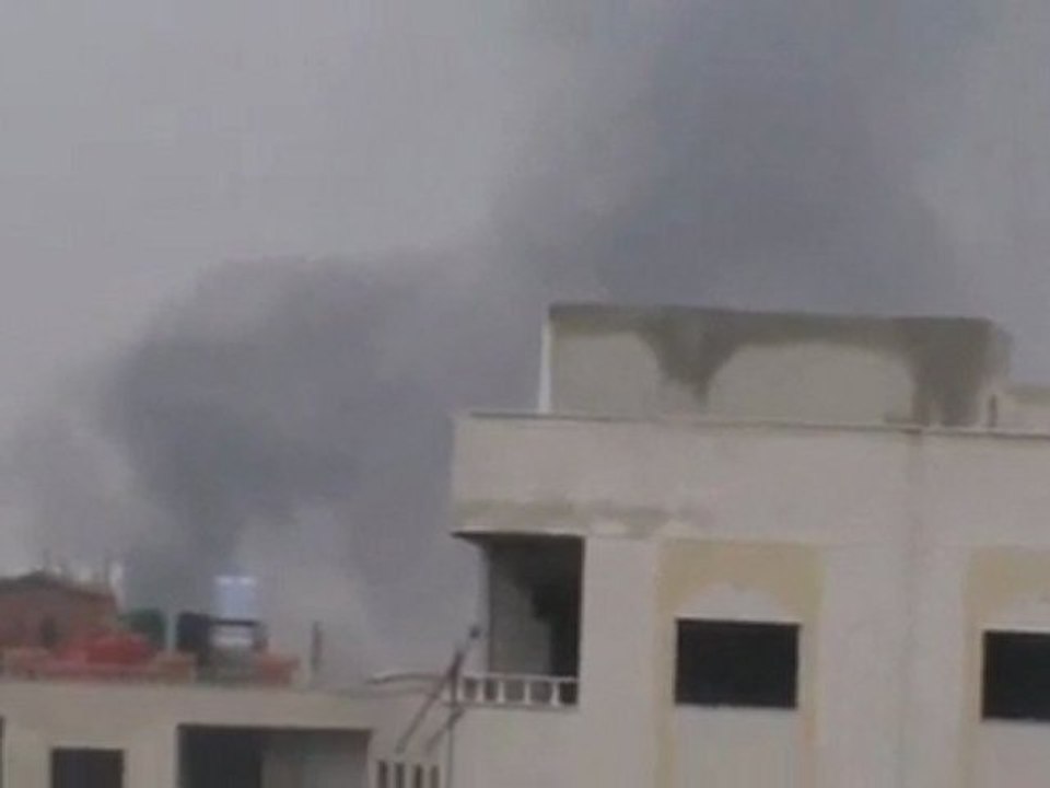 فري برس   ريف دمشق القصف على بلدة زملكا 29 1 2012