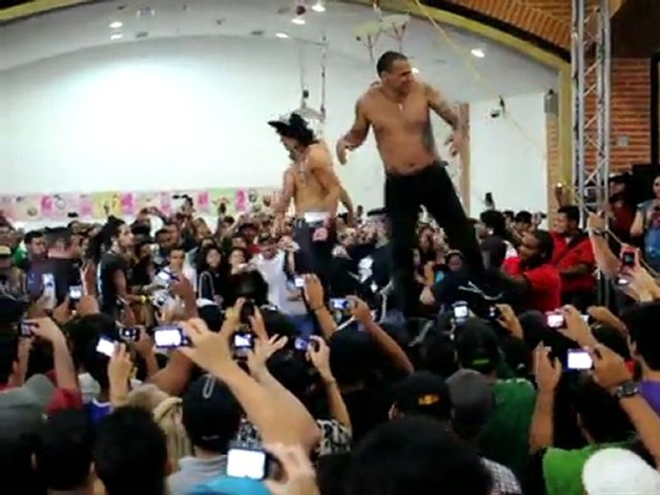 Tätowierte Lederhaut: Spektakuläre Tattoo-Schau in Venezuela