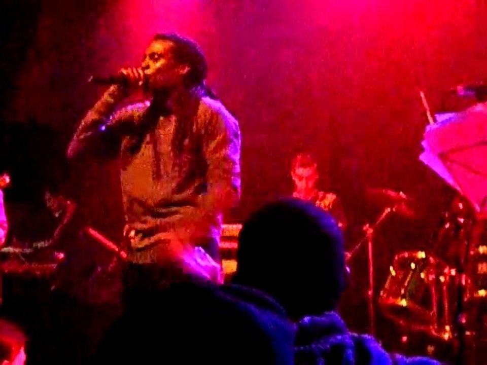 Féfé Typical bashment 2009 Féfé Typical - Show time