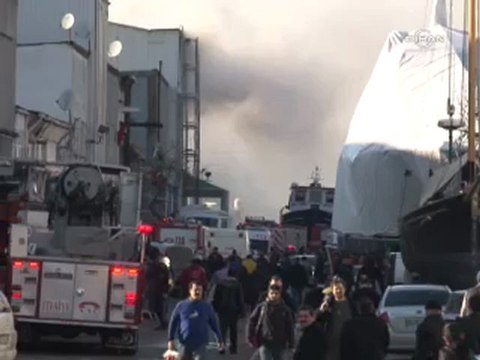 Gündem Tuzla tersaneler bölgesinde patlama işte ilk görüntüler - medyarazzi.com