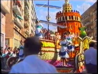 BATALLA DE FLORES DE LAREDO 1990. GRUPO AMIGOS