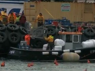 Weather halts work on Costa Concordia