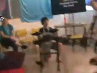 Jóvenes de habla rusa reunidos en un campamento de verano en Israel