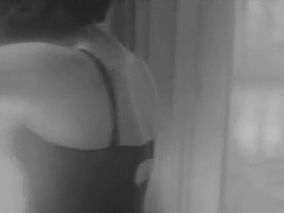 Göksel - Acıyor ''Orjinal Video 2012''