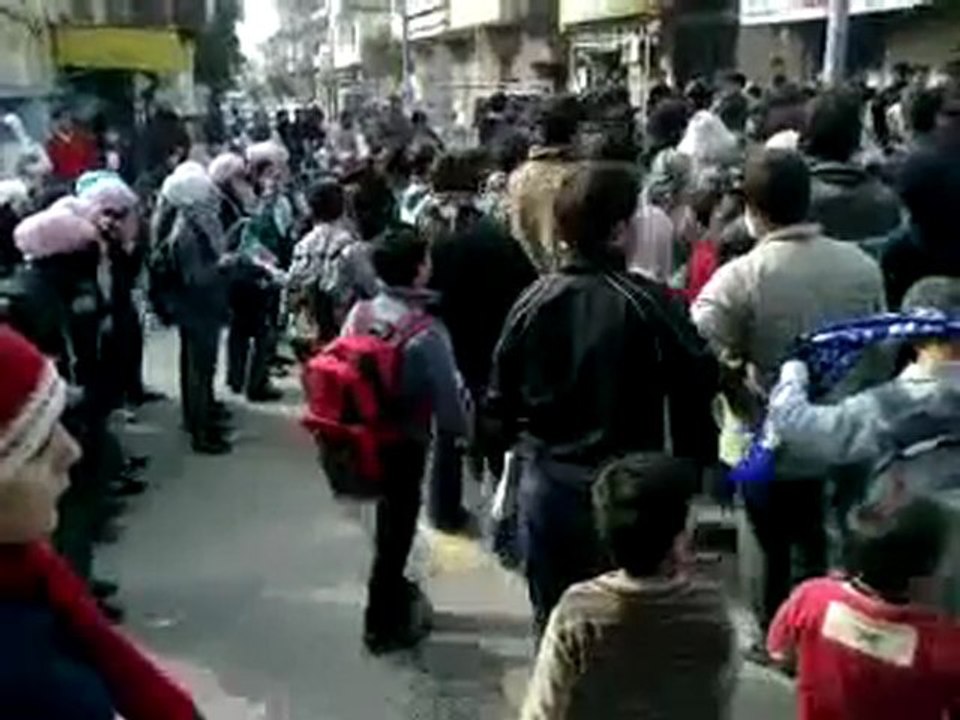 فري برس   الحفة   مظاهرة طلابية هي لله هي لله  30 1 2012