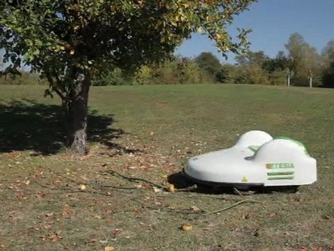 ETESIA TONDEUSES ROBOTS ETMOWERS