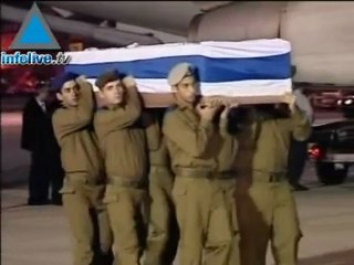 وصول جثث اليهود الستة من مومباي