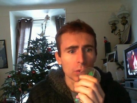 Wiwi égratigne chanson pour Patrick Dewaere de Raphaël