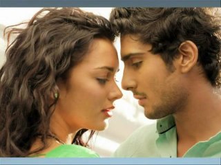 Prateik Babbar-Amy Jackson To Take The Next Step In Romance - Bollywood Hot