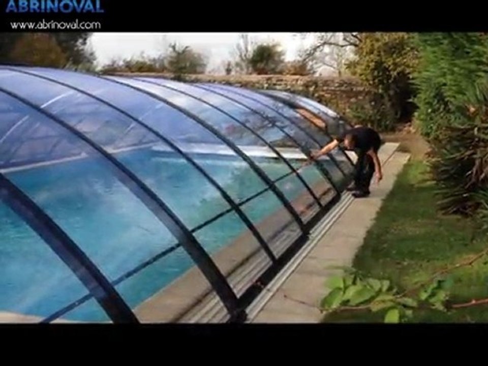 fermeture abri de piscine telescopique abrinoval