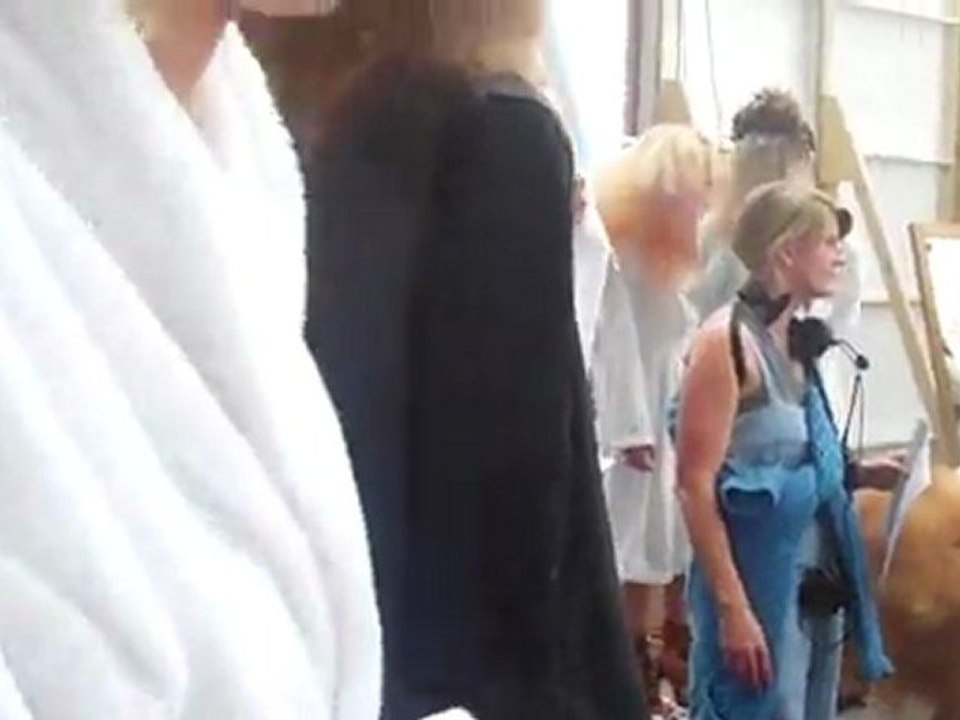 GRAZIA films the models backstage at TOPSHOP UNIQUE