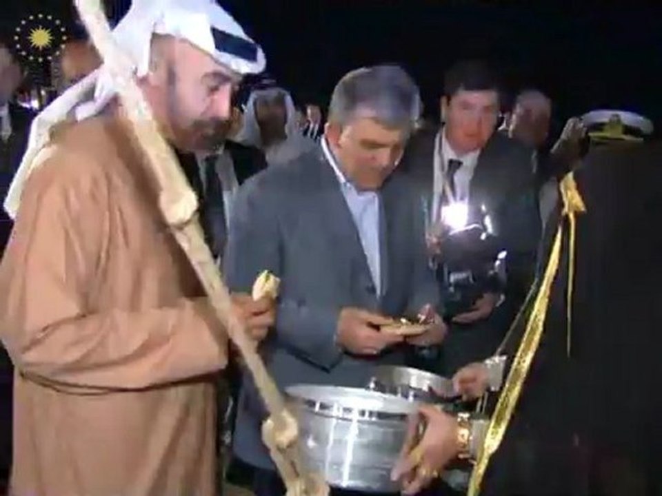 Cumhurbaşkanı Gül, Abu Dabi Veliaht Prensi'nin onuruna verdiği akşam yemeğine katıldı