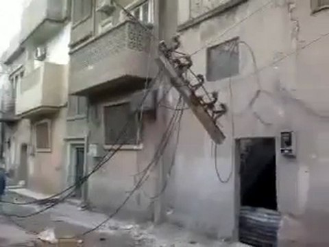 فري برس حماة حي الحميدية آثار الدمار نتيجة القصف 30 1 2012 ج1