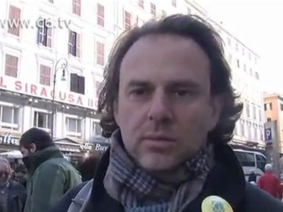Legambiente. 'Caro Babbo Natale, sono un pendolare...'