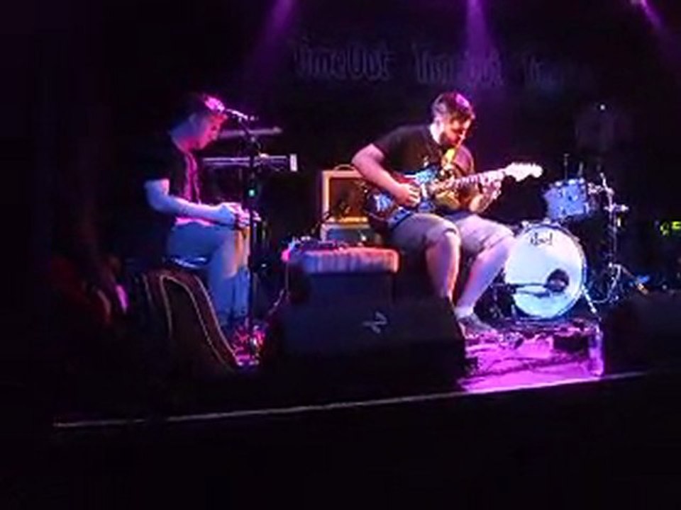 CLOUD BOAT Camden Barfly, 2011.