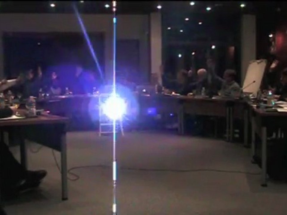 conseil municipal de Donville-les-Bains (50) filmé pour la 1ère fois - lundi 30 janvier 2012 #3