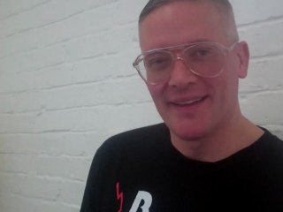 Giles shows us his favourite iPad app!