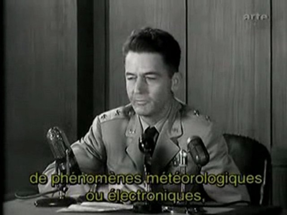 ovni_de_la_guerre_froide_par_maro