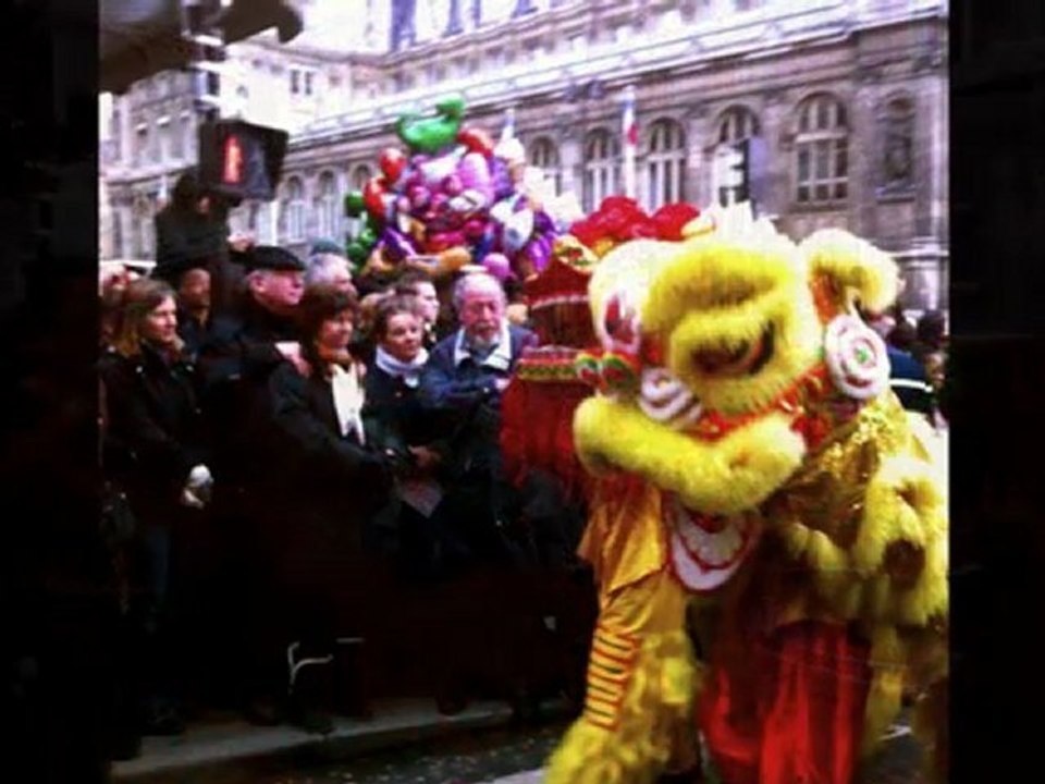 Défilé du Dragon 2012 Paris 3ème Mylène Farmer Well never die