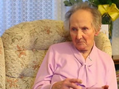 Mamie de 100 ans accro à la Nintendo DS