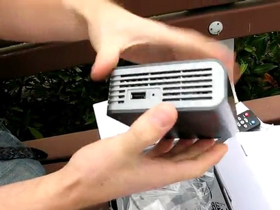 WD TV Live HD Network Media Player from Western Digital Unboxing Linus Tech Tips