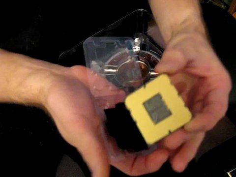 Intel Core i7 Extreme 975 Unboxing Linus Tech Tips