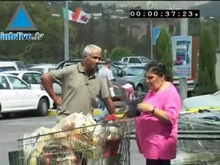 عرب ويهود يتسوقون بمناسبة الاعياد