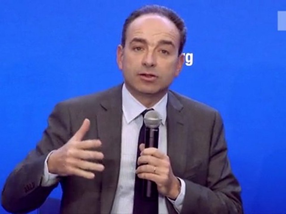 UMP - Règle d'or : le coup de canif de François Hollande