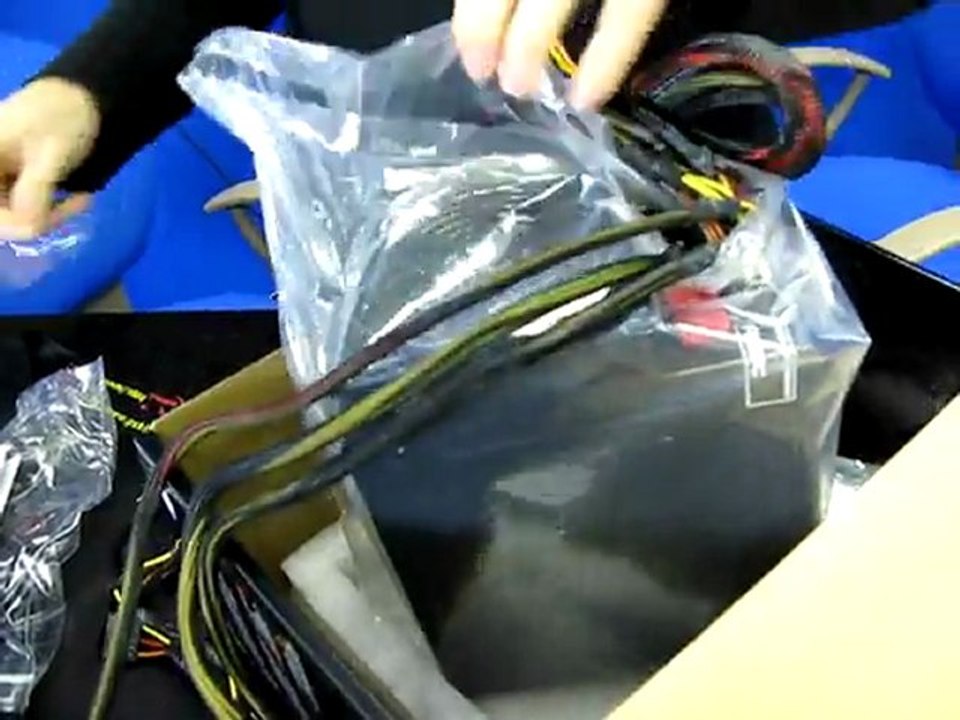 Antec CP-850 CPX Modular Power Supply First Look & Unboxing Linus Tech Tips