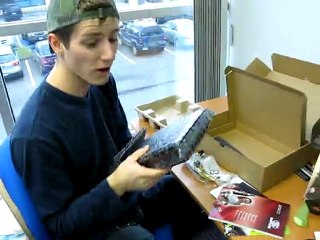 ATI Radeon HD 5970 Video Card First Look & Unboxing Linus Tech Tips