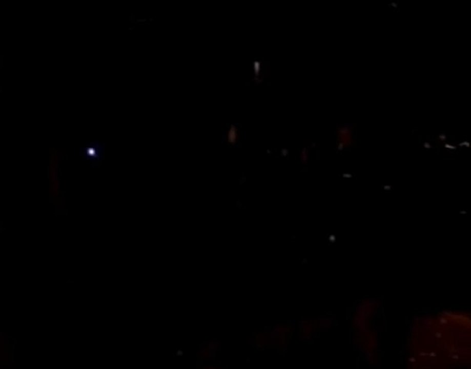 فري برس   معضمية الشام مظاهرة ليلية لوتسمع مني يلي عم تقتلني  31 01 2012