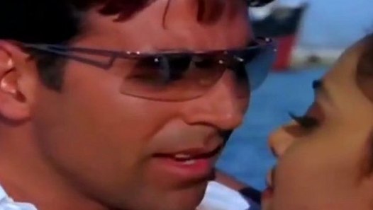 Aayega Maza Ab Barsaat Ka from Andaaz - Vidéo Dailymotion