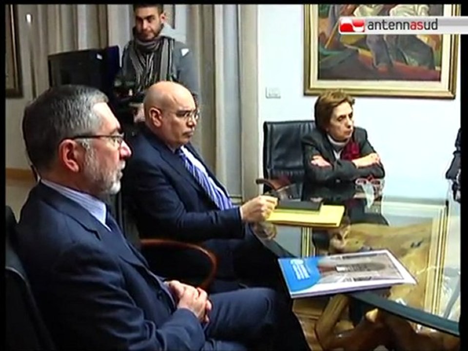 TG 01.02.12 I rettori pugliesi a Vendola: "Una mano per le Università del sud"